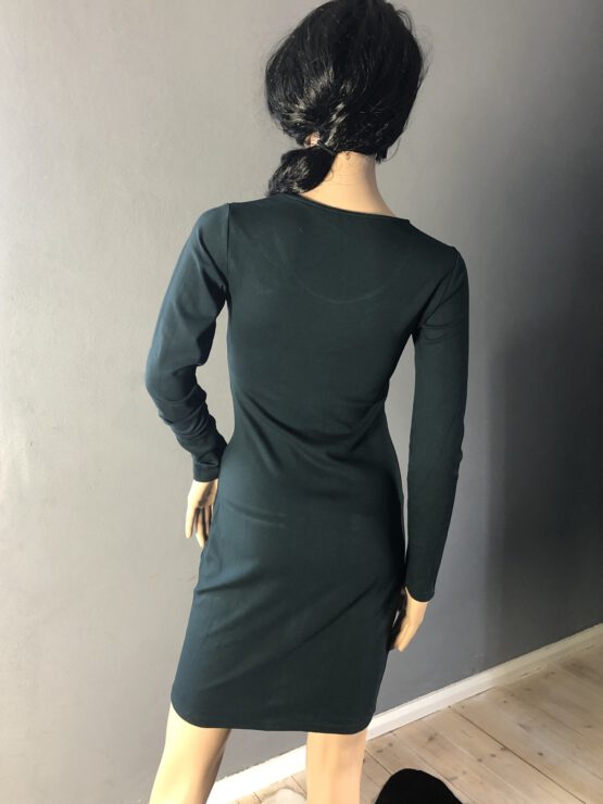 Rückseite dunkelgrünes Kleid